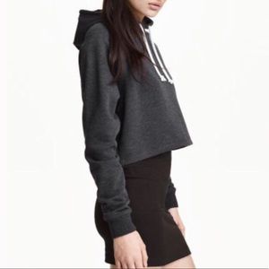 Dark grey- cropped hoodie